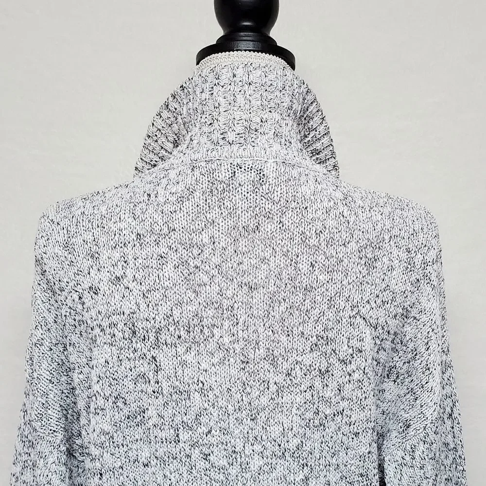 VINTAGE 1970s Erika Gray Black Speckle Knit High Low V-neck Wide Belt Dress M